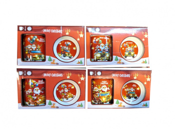 Подарочный набор арт. Q37B-502 Чайная пара с ложкой "Дед мороз и компания" ассорти керамика в кор.