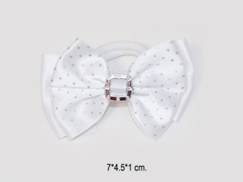 Бант арт. W01-1 Белый шелковый точка квадрат-пряжка на резинке (24 шт.) на листе