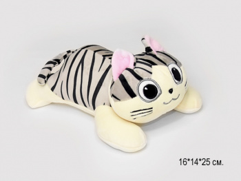 им Кошка арт. 81025-27/90815-4/80822-16 Полосатая лежит 25 см в пак.) им Кошка арт. 81025-27/90815-4/80822-16 Полосатая лежит 25 см в пак.)
