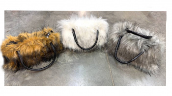 им Сумка арт. 209107 Мохнатая с 2 ручками из экокожи цвета микс 1 шт. в пак.